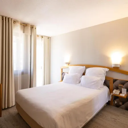 Best Western Le Relais De Laguiole Hotel & Spa-2